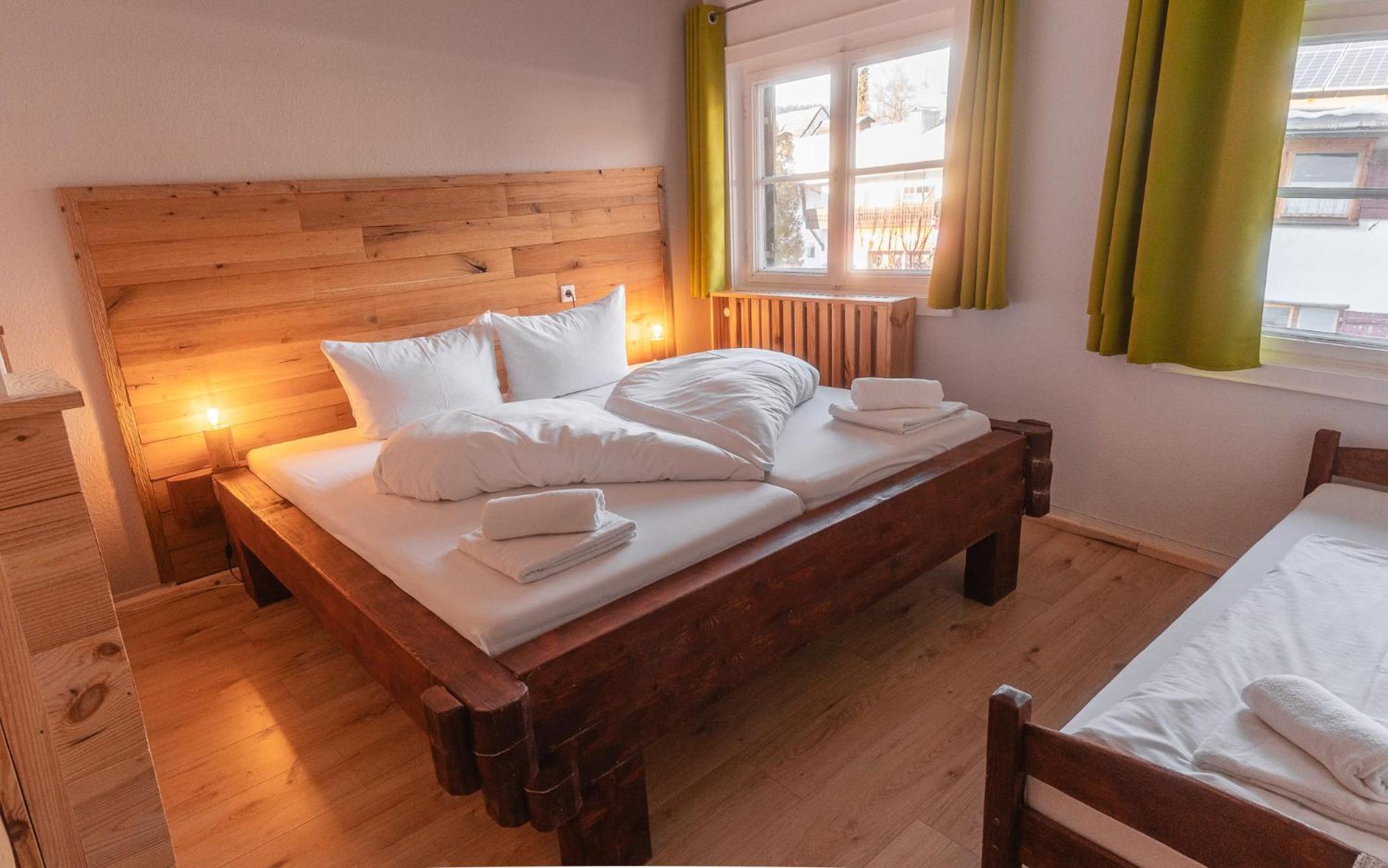 Hostel - Ron'S Guesthouse Όμπερσντορφ Εξωτερικό φωτογραφία